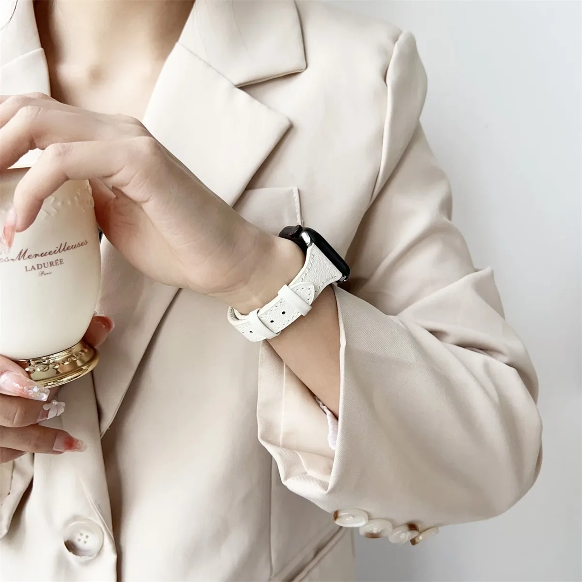 Watch Band For iWatch 42/44/45/46/49mm 38/40/41mm PU Leather Fashion Watch Strap For Watch Series Ultra2 Series 10/9/8/7/6/5/4/3/2/1_voghion.com