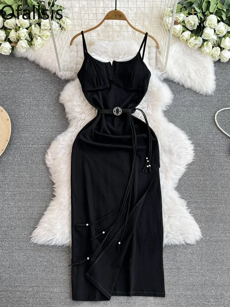 

Ofallsis Black High End Suspender Dress Fashionable Socialite Temperament Slim Waist Mid Length Pleated Buttocks Wrapped Dresses