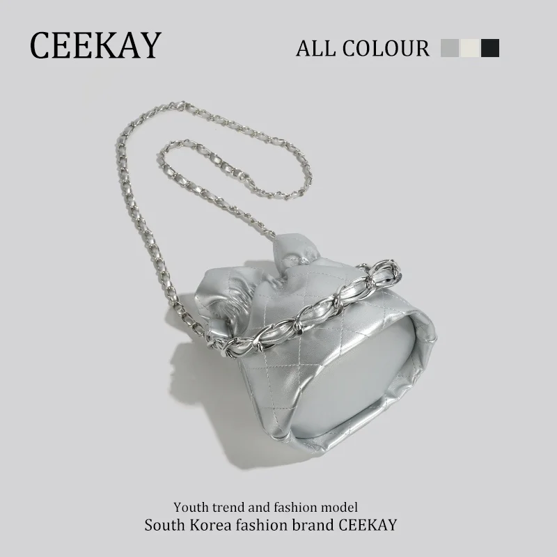 Ceekay 여자 미니 실버 체인 버킷 백 높은 감각 작은 가방 여성 2023 여름 새로운 메신저 가방