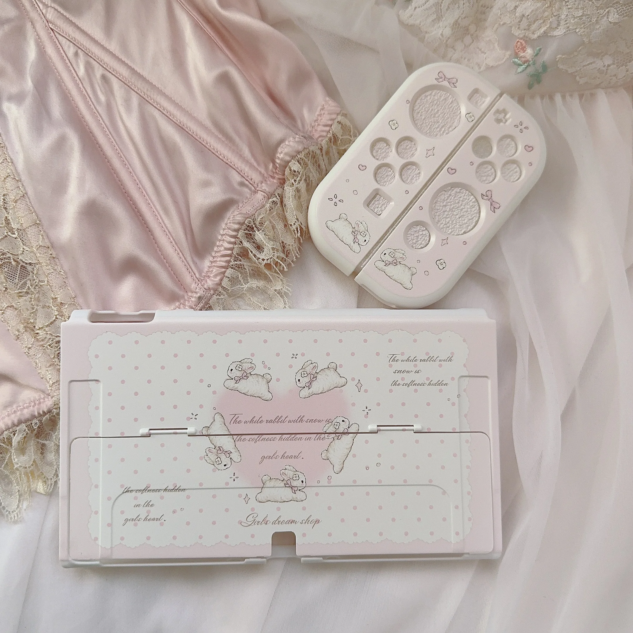 Charming Ins Style Rabbit Protective Cover - Durable Split Hard Case
