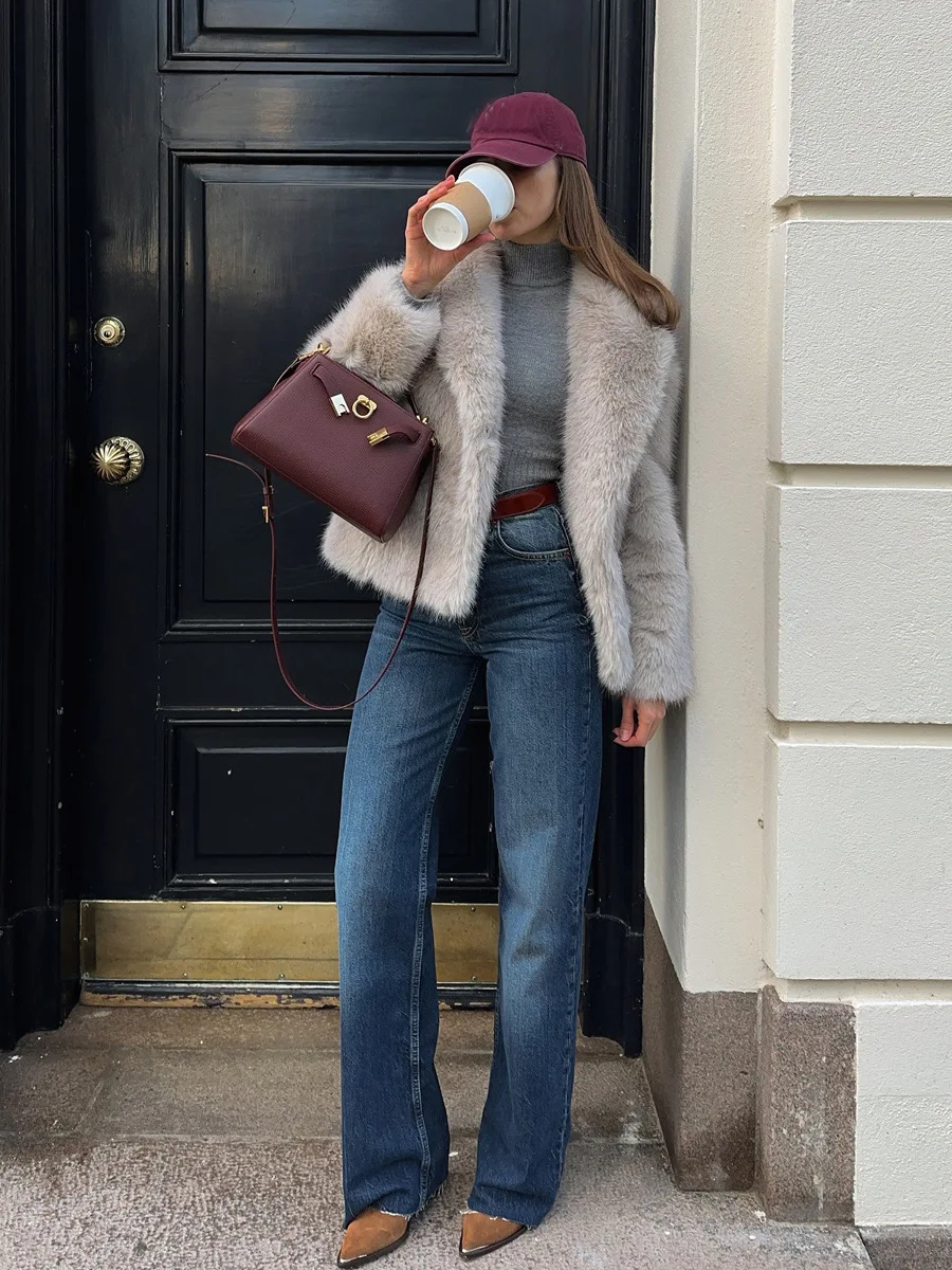 Winter High Quality Thick Warm Faux Fur Coat Women Big Lapel Loose Short Fluffy Fur Jacket Female Fury Plush Jacket Overcoat
