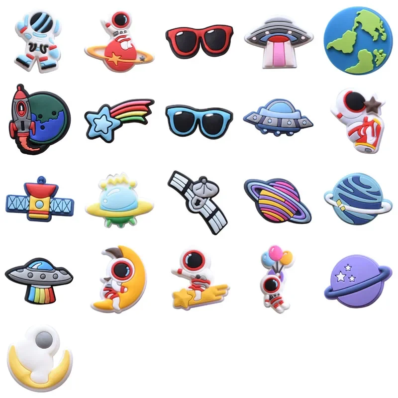 크록스 참 신발 액세서리 핀, 우주 비행사 장식 청바지, 여성 나막신 버클, 어린이 선물, 소녀 선물, 소년 배지, 1 개 