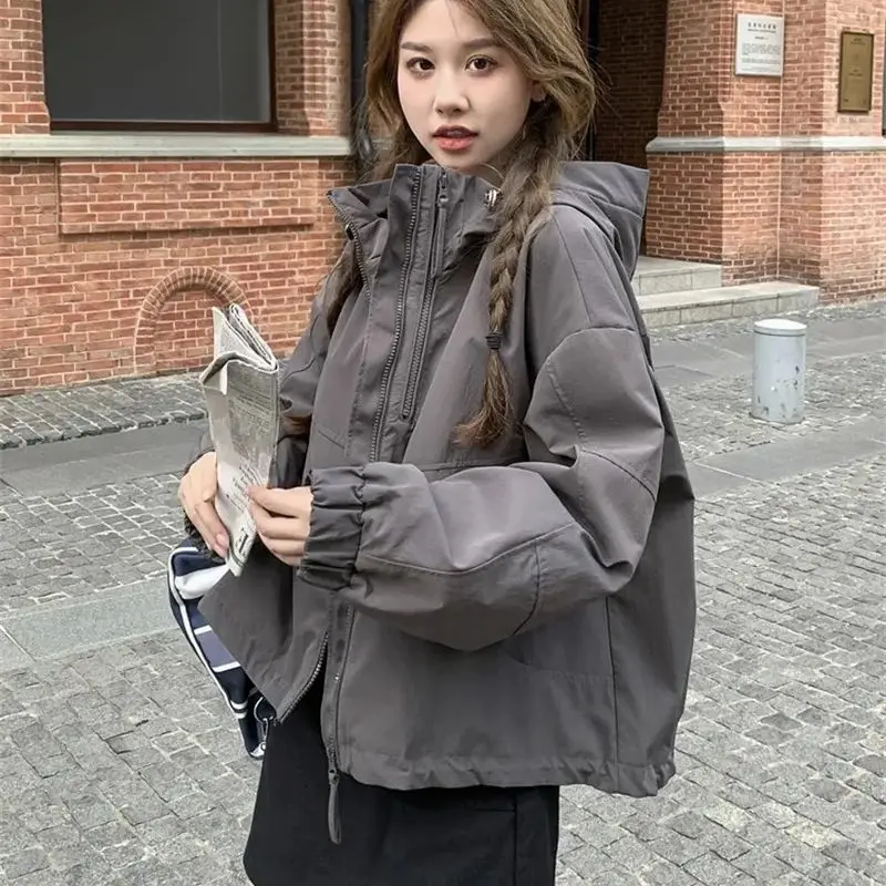 Flesh Covering Charge Coat Women's Spring Autumn 2023 New Loose Lazy Style Young Short Workwear Hooded Windbreaker Solid Color B