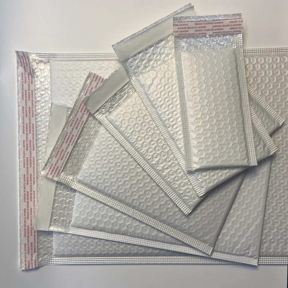 SHOP4MAILERS Bustine Postali In Polietilene 25,4x33 Cm (100 Pezzi): Bianco Lucido, Autosigillanti E Impermeabili