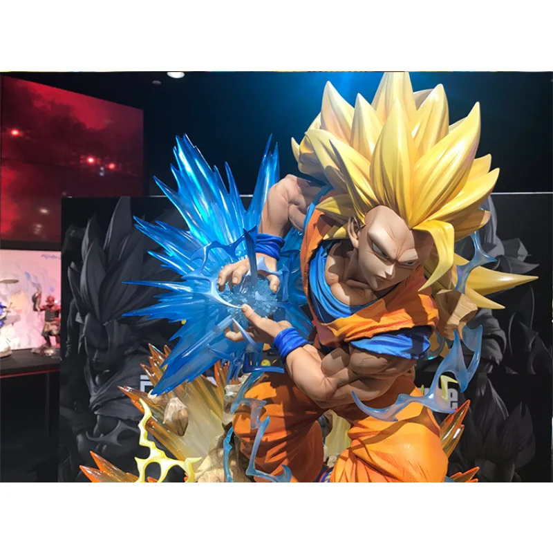 Dragon Ball - Goku Super Saiyan 3 - Figuras Deluxe Super
