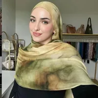 Hot Sale Watercolour Floral Printed Cotton Hijab Scarf Woman Muslim Hijab Shawls Lady Cotton Rayon Viscose Turban Bandana 2