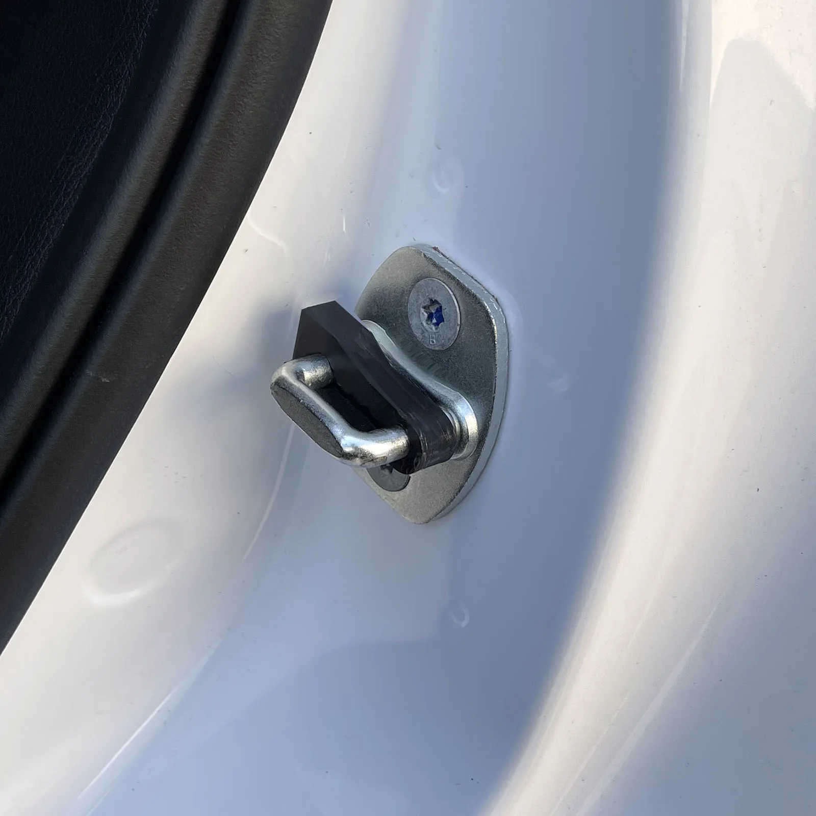 Sound Deadener Car Door Lock Sound Deadener Damper Buffer Hyundai Verna Elantra GT Accent i20 i30 Rattling Screaks Deaf Soundproofing seal