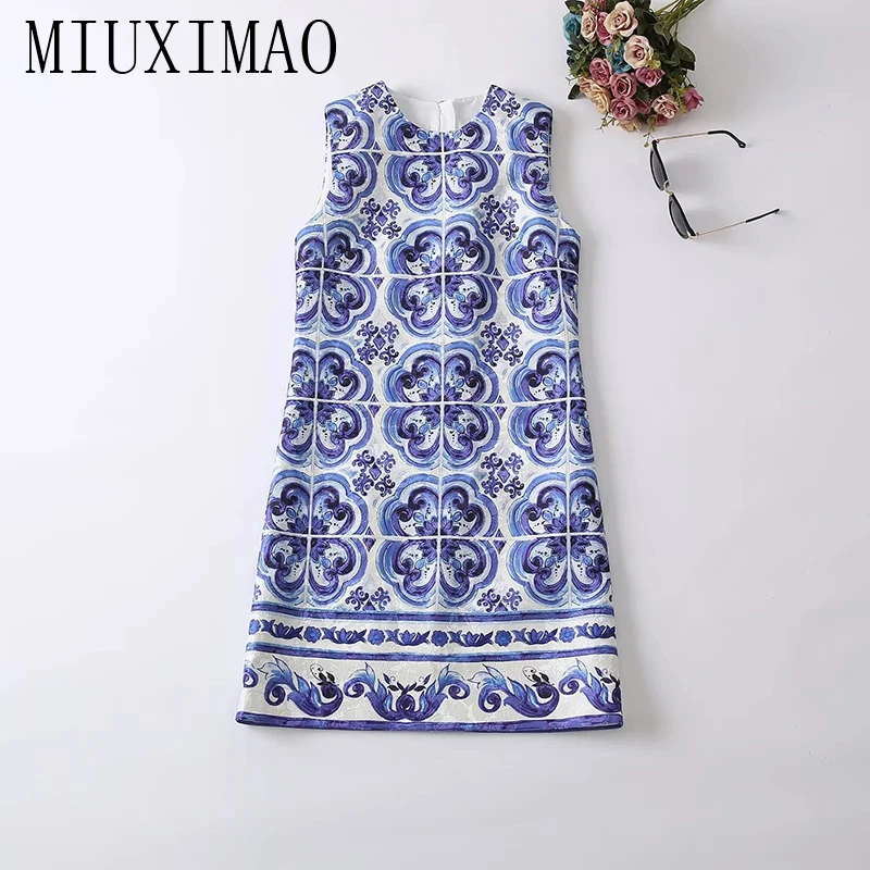 

MIUXIMAO 2022 High Quality Autumn&Winter Elegant Dress Sleeveless O-Neck Embroidered Print Fashion Mini Dress Women Vestide