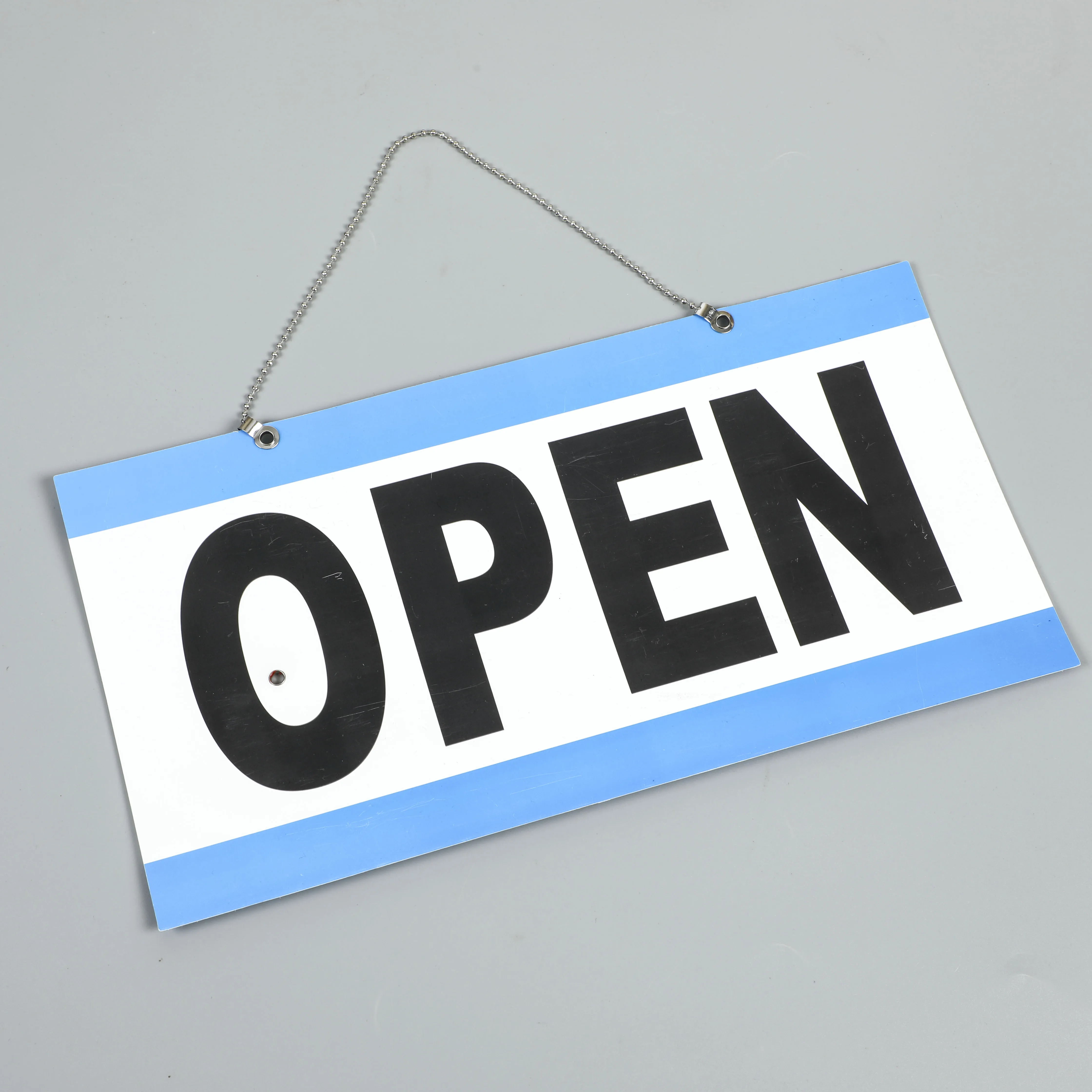 לוח מחוון שעות עסקיות לפתיחה תלוי דלת סגורה קדמית פלסטיק נאון תגיות חוץ תוויות שעות שעון החזרה