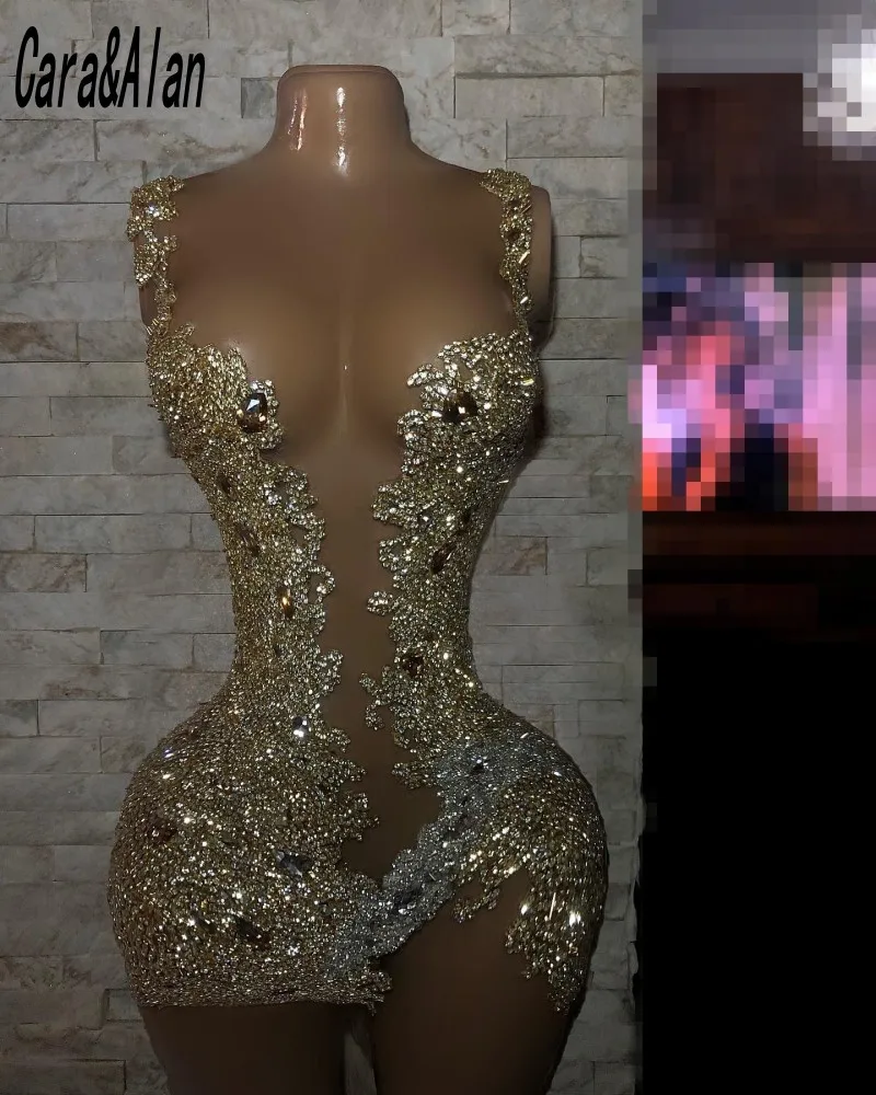 Shinny Rhinestone Birthday Dress For Women Luxury Sheer Scoop Neck Short Prom Gowns Fitted Party Dresses For Women