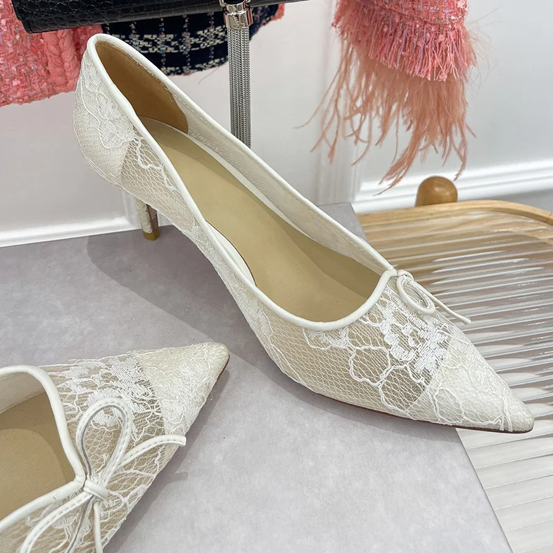 

2024 Spring SUmmer New Bowknot Lesbine Flattie Sexy Fashion Temperament HighHeel Shoes Brand Design Classic Leather Single Shoes
