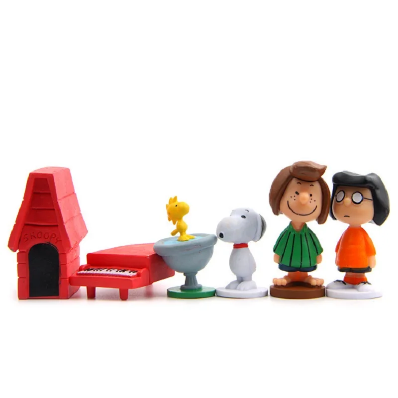 Japan Cartoon Peanuts Snoopy Charlie Sally Woodstock Mini Figure 12PCS Model Toys Miniature Cake People Collection Props