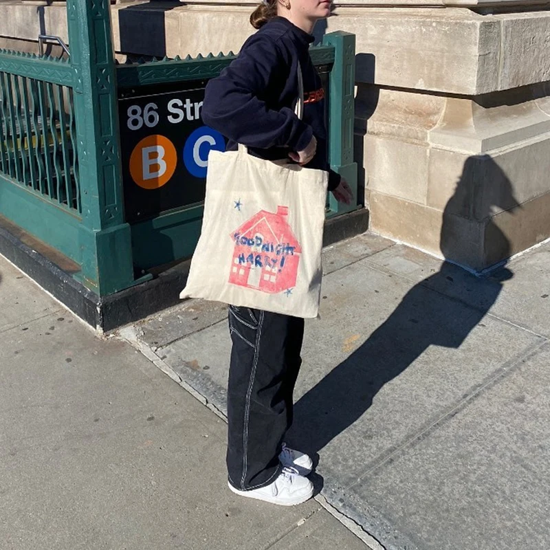 

Маленькая сумка-шоппер с принтом в виде домика, женская сумка для покупок в стиле Харадзюку, холщовая сумка-шоппер, женская сумка-тоут, женская сумка Y2K