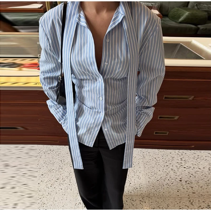Streifen-Krawatten-Damenjacke, elegant, schlankes Revers, volle Ärmel, einreihig, abgeschnittene Jacken, Dame, 2026, Frühlings-Frauenmantel, Oberbekleidung – Detail 1