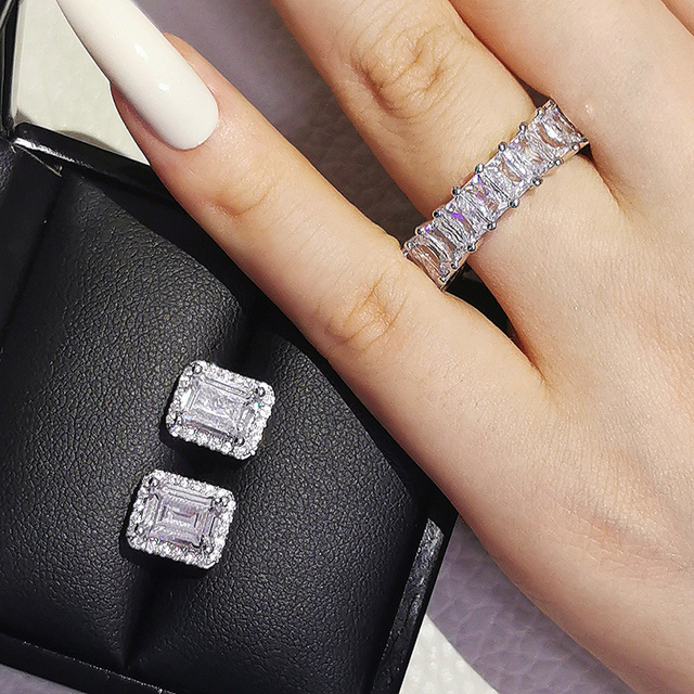 New Arrivals Luxury 2pcs Silver Color Cz Dubai Jewelry Set Ring and Earring for Women Wedding Party Lady Gift Jewelry J5968