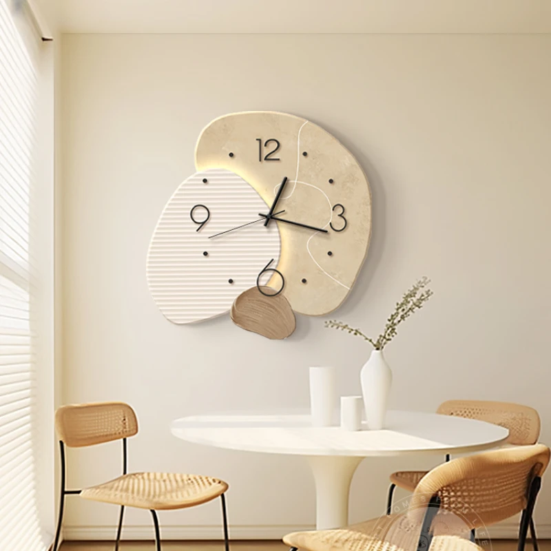 

Special-shaped Wall Clocks Restaurant Wall Watch Simple Household Quiet Clock Living Room Personality Background Wall Decoration