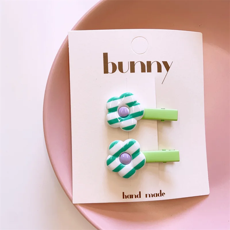 2025 neue 2 teile/satz Tupfen Blumen haarspangen für Mädchen Baby süße haarklammer Kinder Blumen glänzende Seiten clips Haarschmuck mädchen – Detail 10