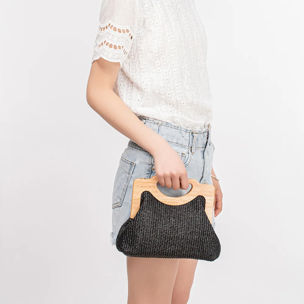 Fashion Wooden Handle Women Handbags Clip Shell Straw Shoulder Bags Chains Crossbody Bag Handmade Summer Beach Clutch Purse 2024