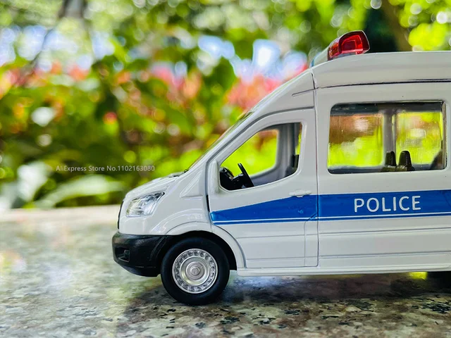 Msz 1:43 Ford Trânsito Polícia Polícia Corrida Modelo De Liga Crianças  Brinquedo Carro Fundição E Puxar Para Trás Carro Menino Carro Presente  Coleção Pequeno - Trilhos Para Carros E Bicicletas - AliExpress