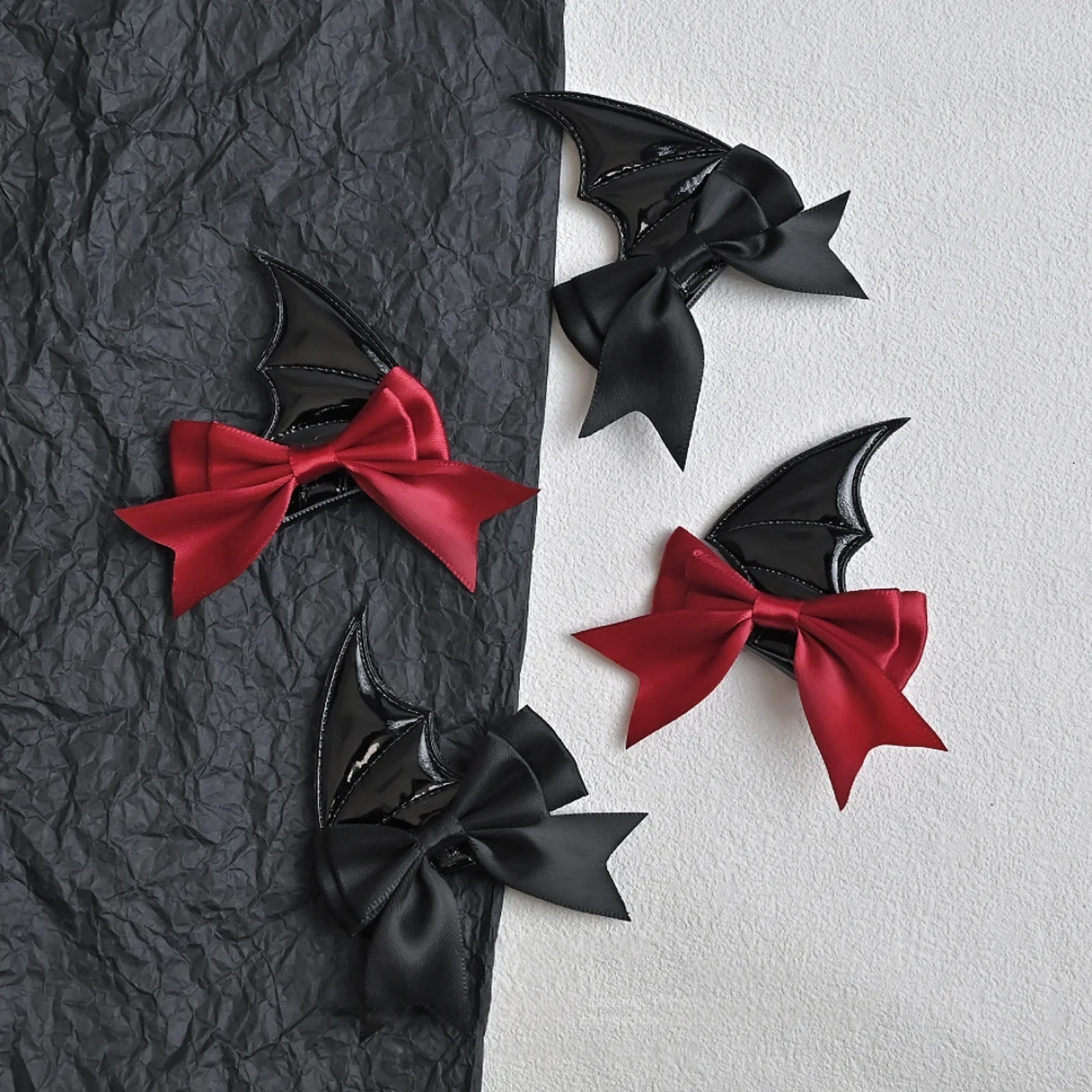 2PCS Halloween Devil Horn Bow Hair Clips, 4Pcs Black & Red Bat Wing Hairpins, Cute Cosplay Hair Accessories