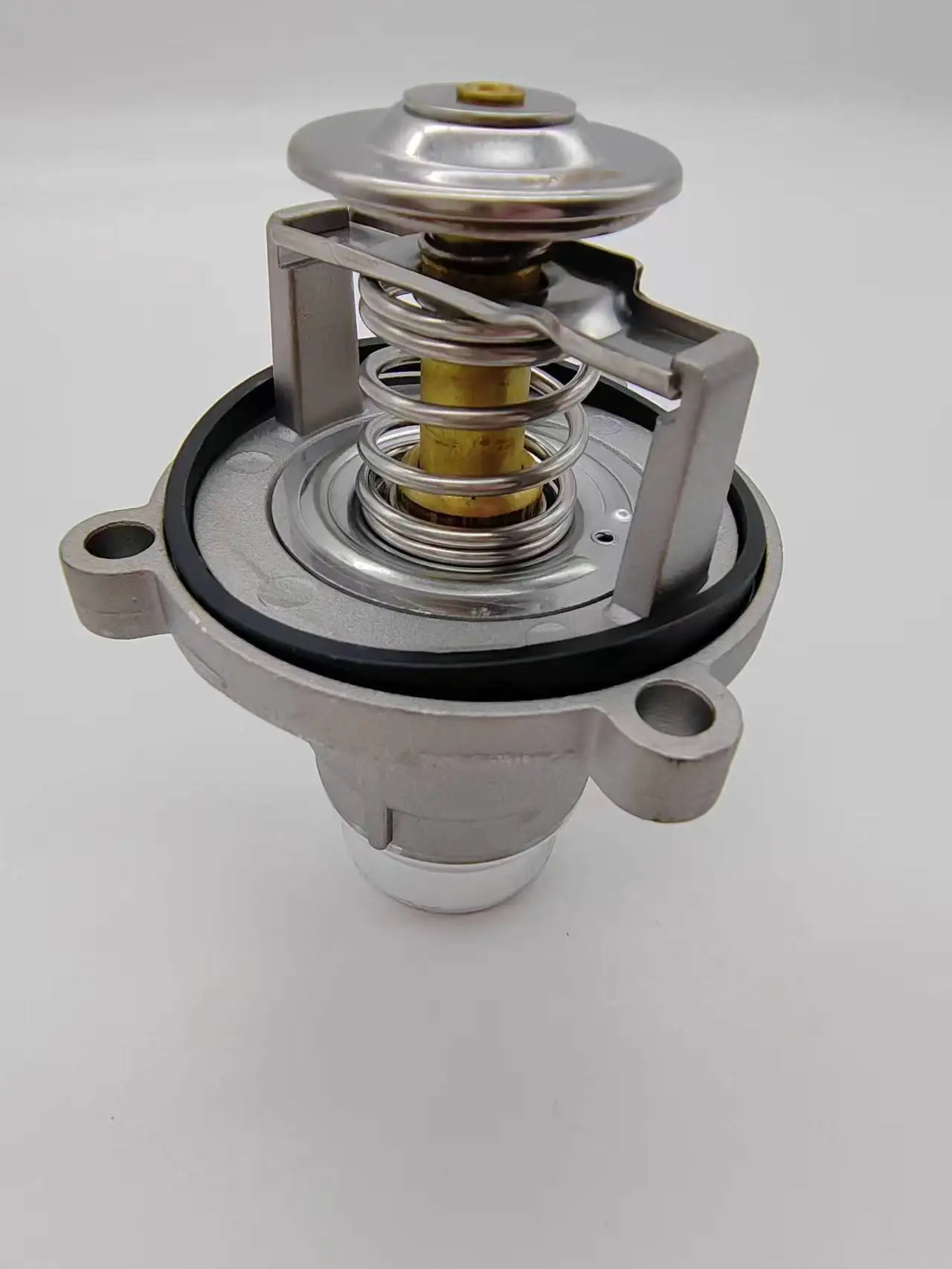 Oem;11537586885 Thermostat Housing Assembly For Bmw E53 E60 E63 64 65