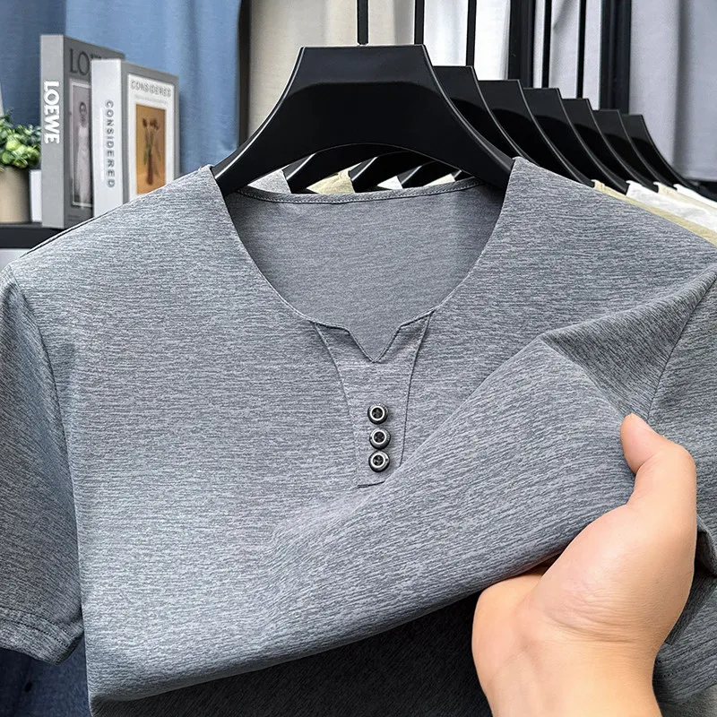 PlatiNum T-shirt fabric detail