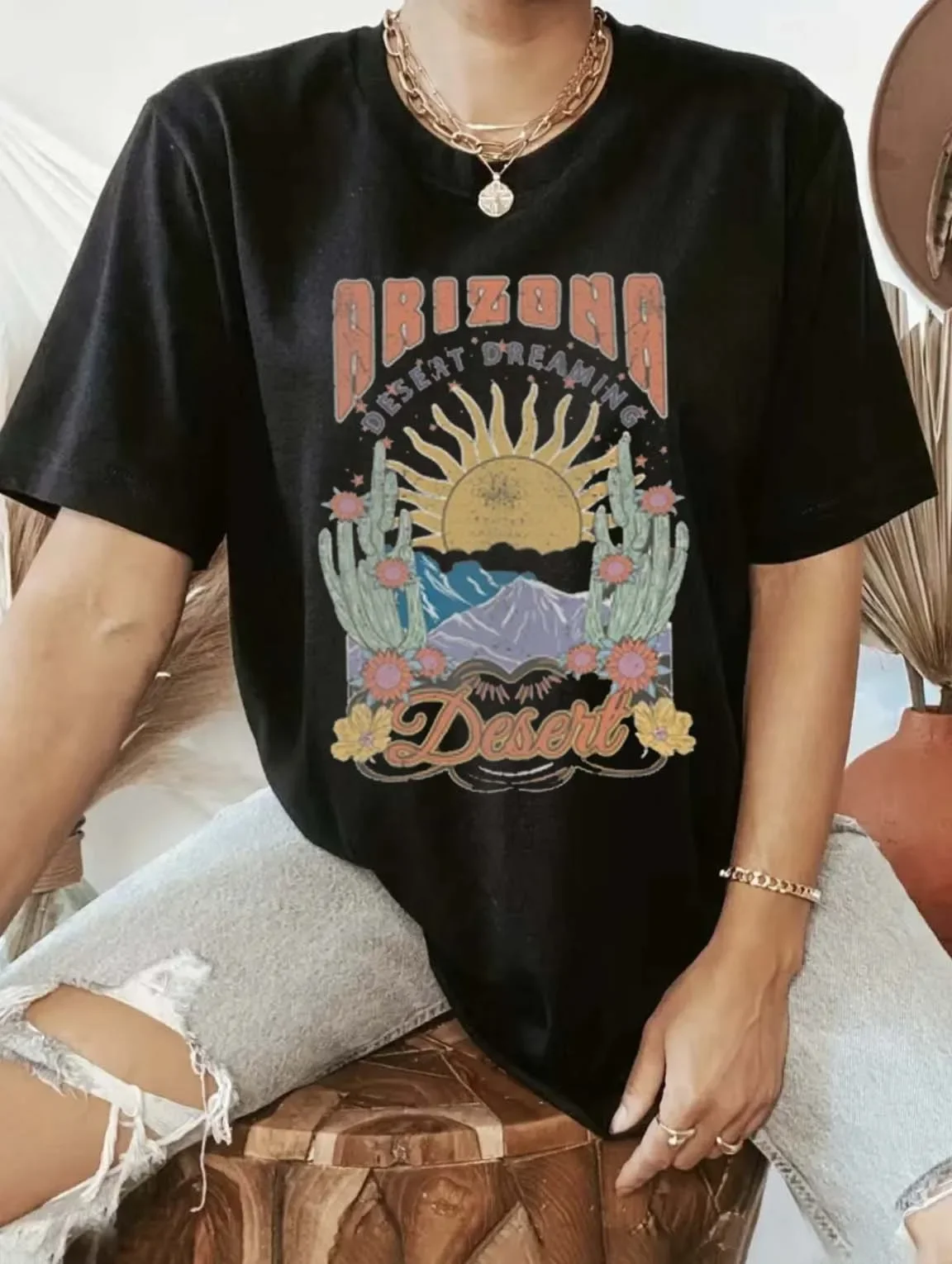 

Short Sleeved Fashionable Women's Printed Bohemian Style Casual Cute Trendy Women's T-Shirts Women's Basic Printed T-Shirts.