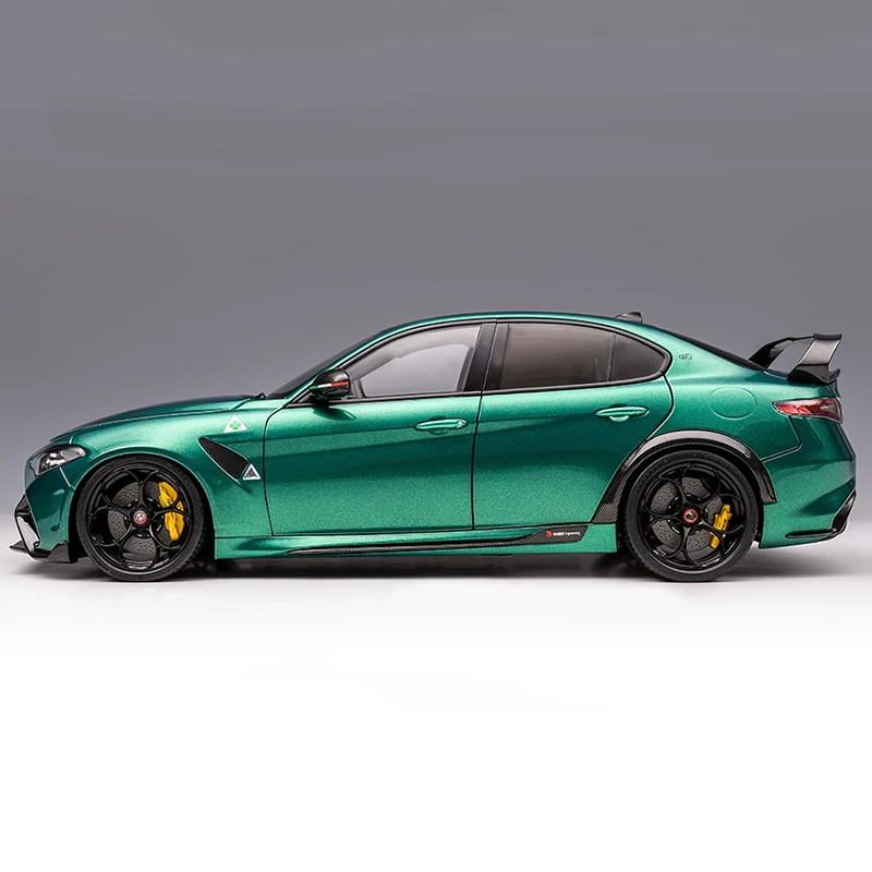 MOTORHELIX 1/18 Alfa Romeo Giulia GTAm alloy fully open car model