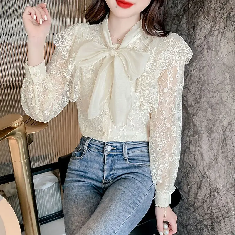 

Female Thick Lace Bottoming Blouse Women's New Fashion Slim Temperament Bow Collar Shirt Top Tight Fit G158