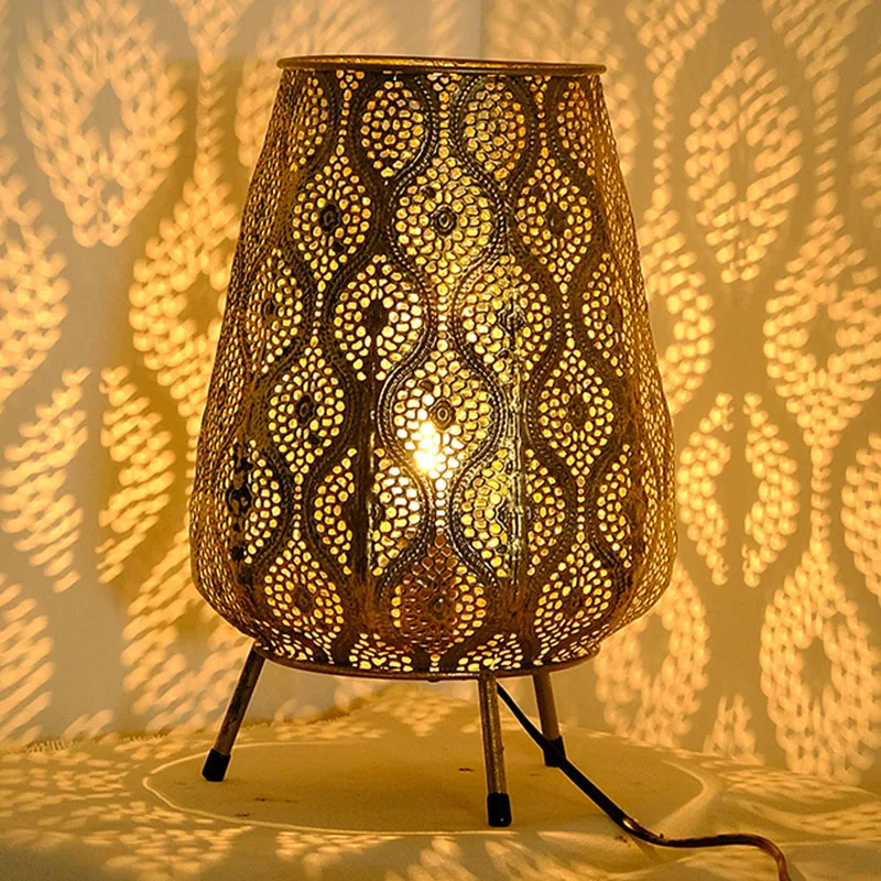 

Led Metal Guest Gift Candle Holder Matches Stand Vintage Aromatic Candle Holder Warmer Aesthetic Kerzenhalter Home Decor AB50ZT