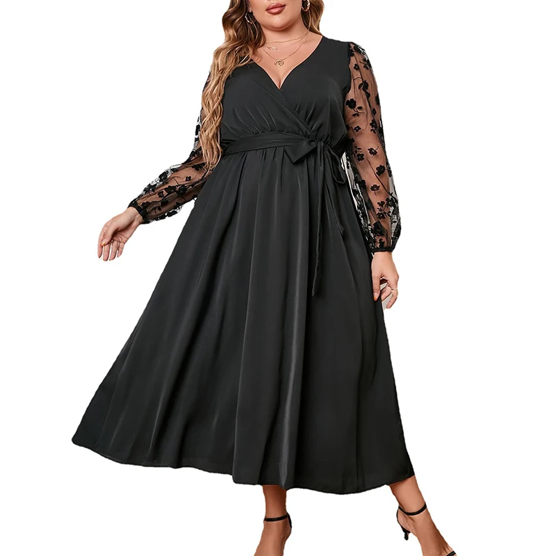 Рисунок 6 - Женское кружевное платье с V-образным