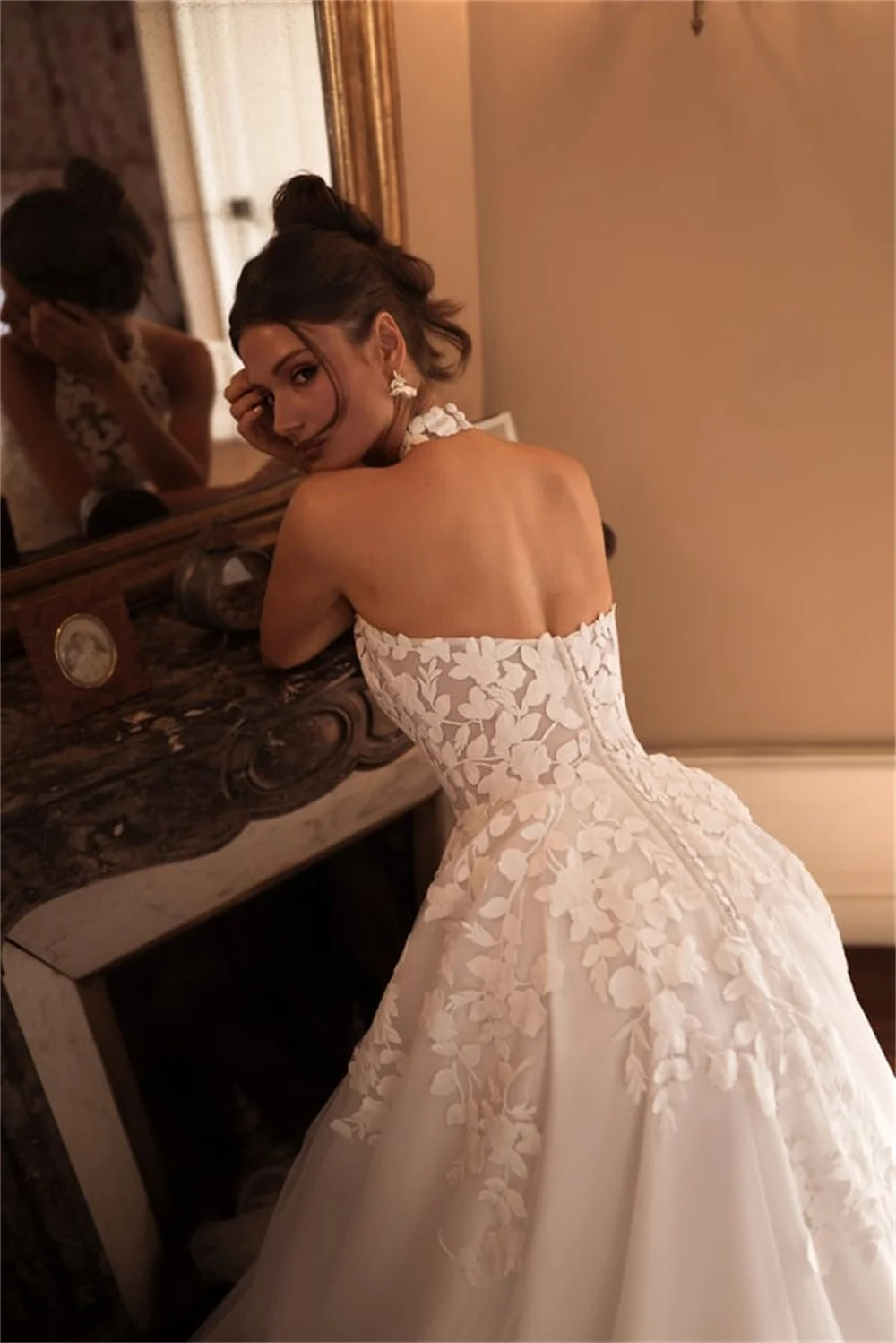 Kyoto Customized Halter Neck Back Button Wedding Dress Decal High Waistفستان زفاف Backless Long Train Abito da sposa