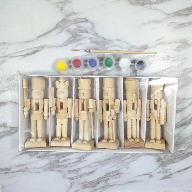 Рисунок 5 - Рождественские украшения для орехов