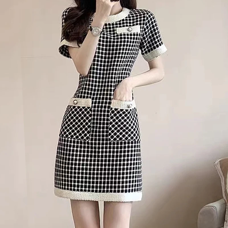 

Pocket Half-High Round Neck Plaid Summer New French Women'S Temperament Fashion Casual Small Short-Sleeved Beautiful Dress
