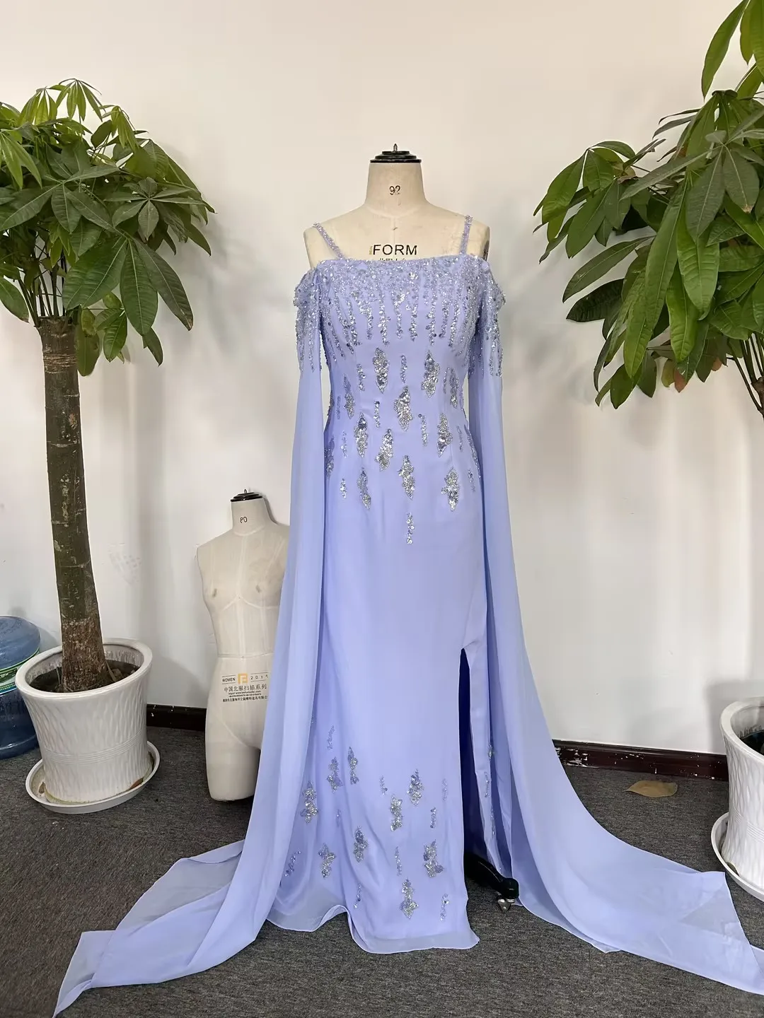 Elegant Arabic Lilac Mermaid Evening Dress with Cape Sleeves For Women 2024 Luxury Dubai Beaded Women Wedding Formal Party Gowns