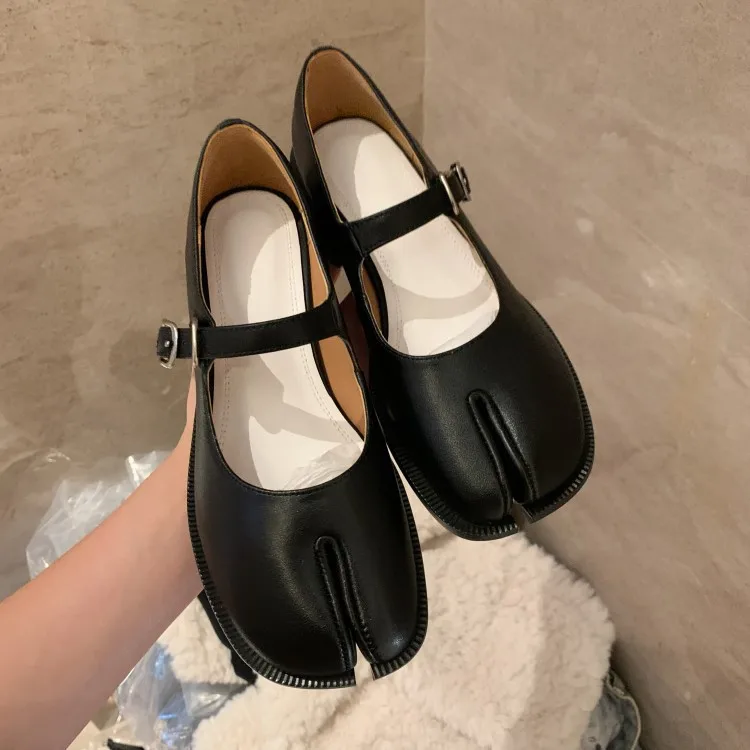 Split Toe Pig's Hoof Shoes for Women Solid Color Cowhide Spring New Style One Line Heel with Shallow Mouth Single Shoe for Women