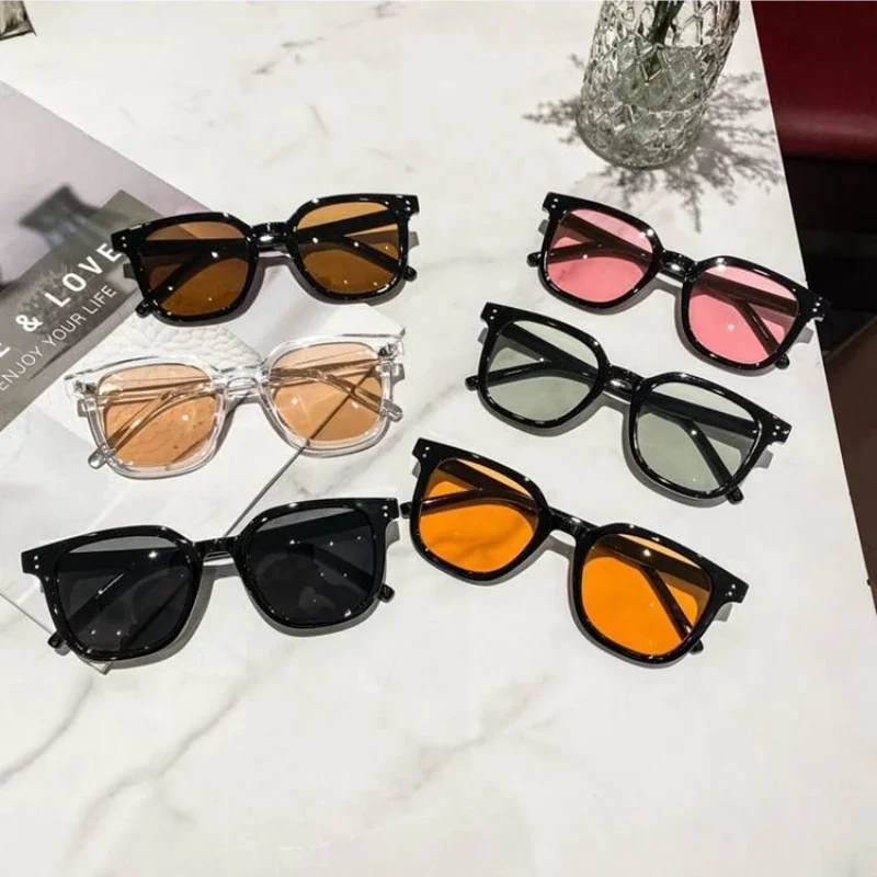 Fashion Square Sunglasses Women Clear Ocean Lens Shades UV400 Men Retro Rivets Decoration Orange Pink Sun Glasses Gafas De Sol 2