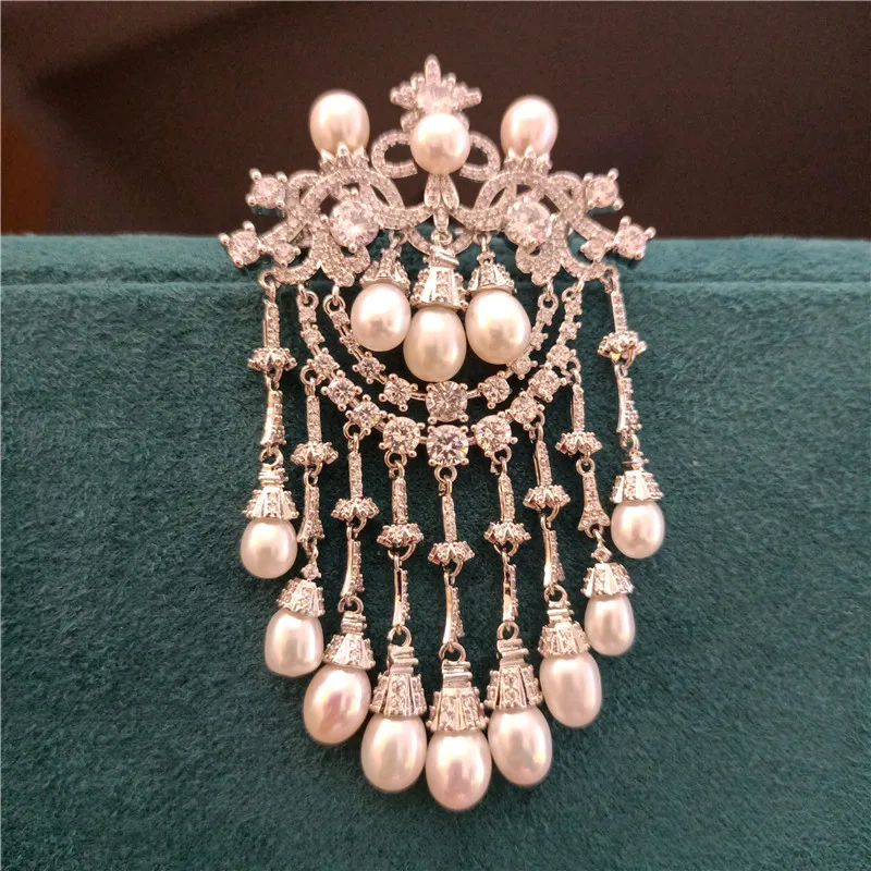 Retro Palace Freshwater Pearl Tasselluxury Brooch Fashion Zircon