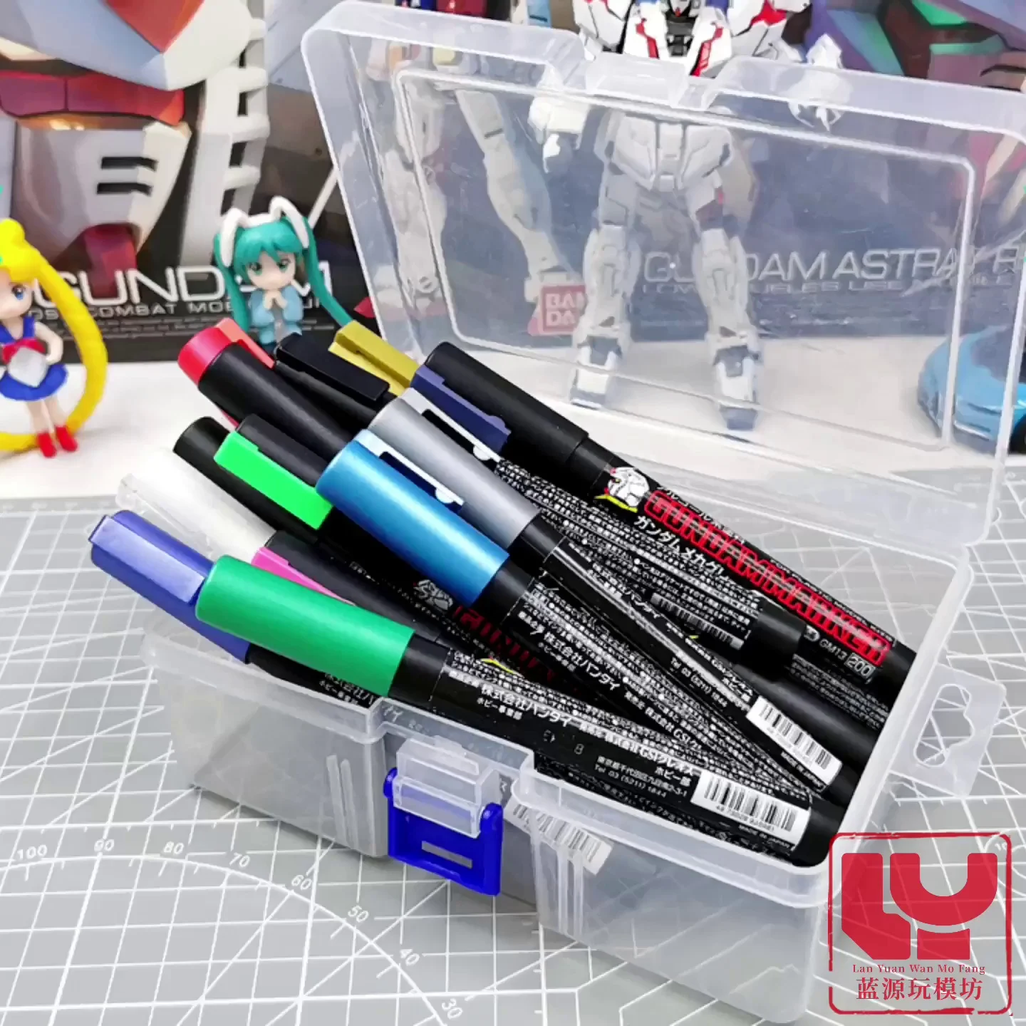 

Пластиковый ящик для хранения маркеров TAMIYA Mr. Bob Gunpla
