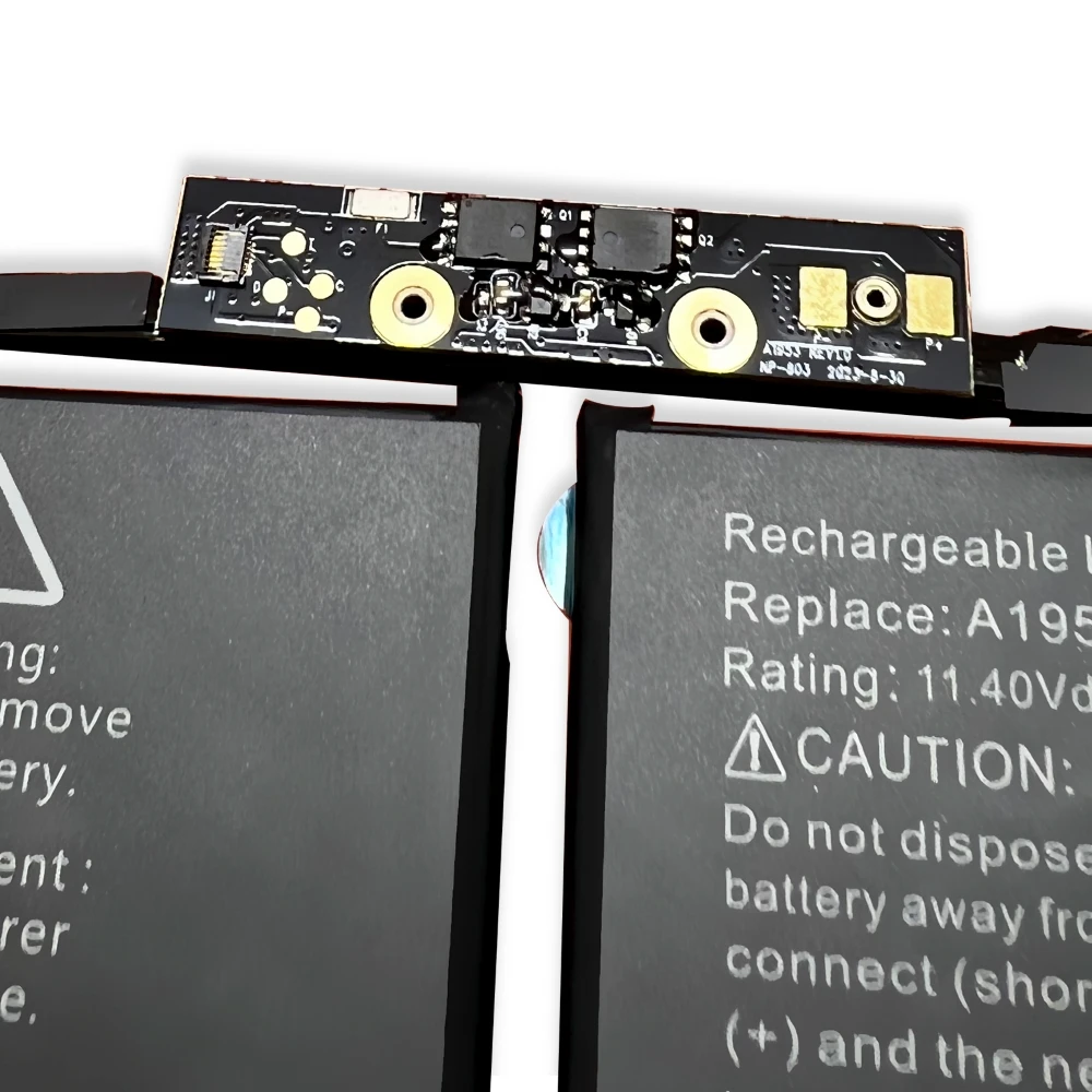 Batteria Ricambio A1953 Per MacBook Pro 15 Pollici A1990 (2018-2019) - 84.36Wh 7400mAh, Con Chip Protezione E Strumenti Installazione