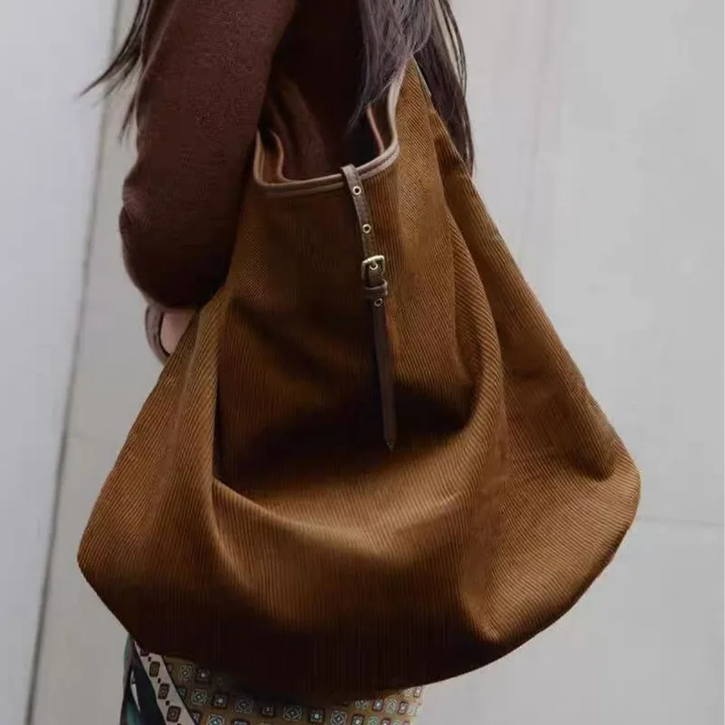 Retro Matte corduroy Women's Shoulder Bag Hot Sale Of The Season Autumn Winter Commuter Tote Bag High Quality Large Capacity
