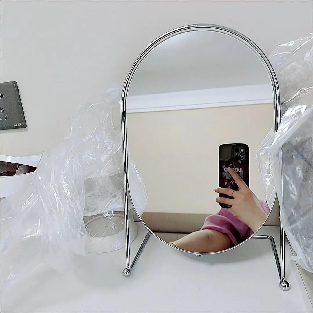 Oval Makeup Mirror, customer photo