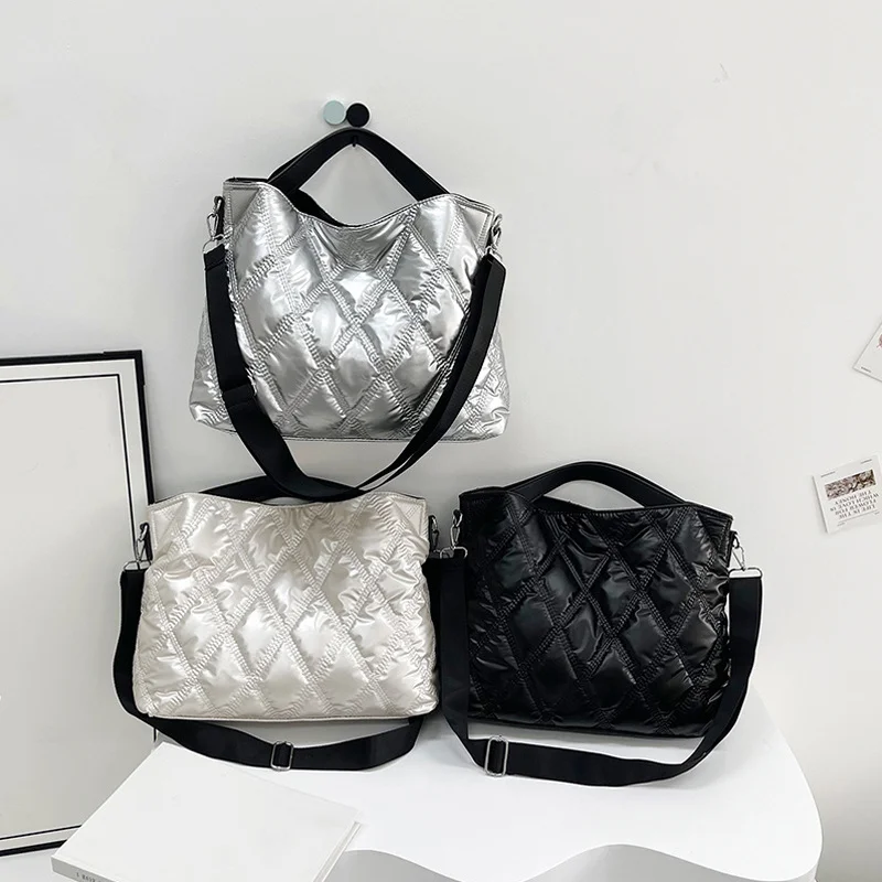 Winter Große Kapazität Pendeln Handtaschen Neue frauen Stepp Gemusterte Einkaufstasche Einfarbig Einzelnen Schulter Tasche Unterarm Tasche – Detail 16