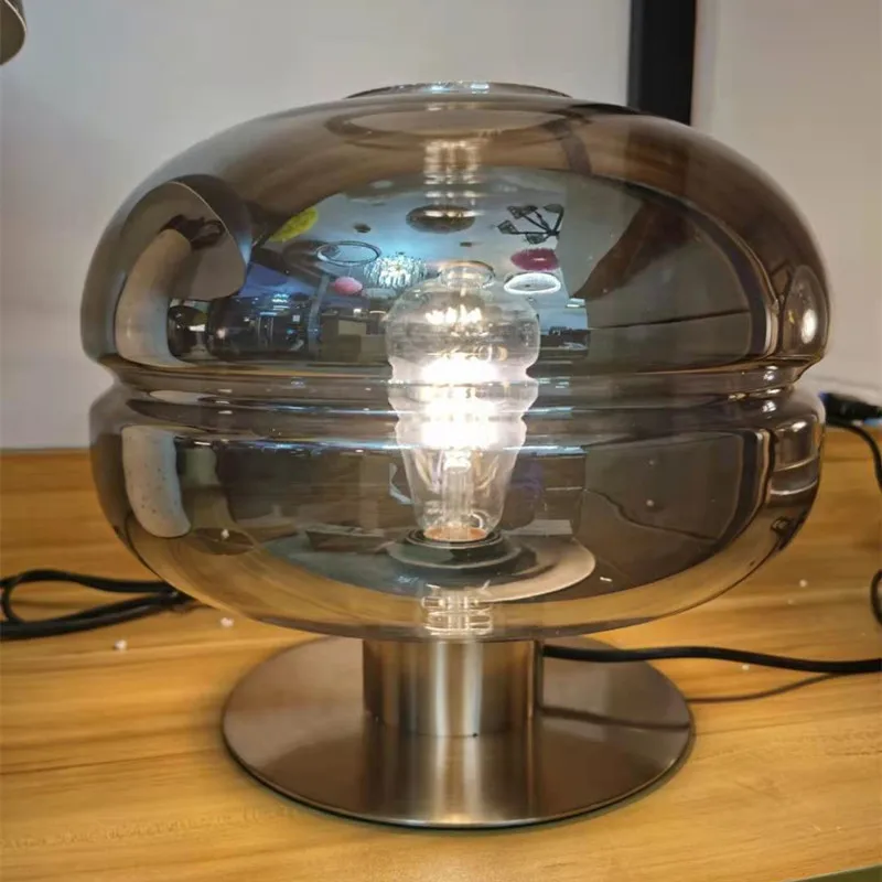 포스트 모던 거실 쇼룸 미니멀리스트 테이블 램프, 맞춤형 크리에이티브 스칸디나비아 조명, 럭셔리 침실 침대 옆 램프