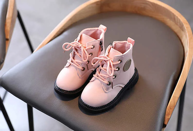 21099394351_141698672