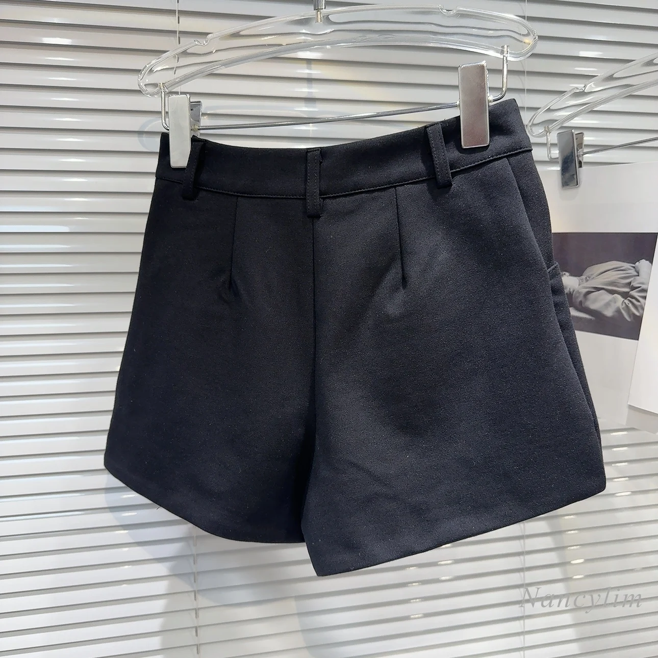 2024 Summer New Hollow Rhinestone Bow Pin Temperament Socialite Slim Fit Short Shorts for Women All-Matching Black Shorts