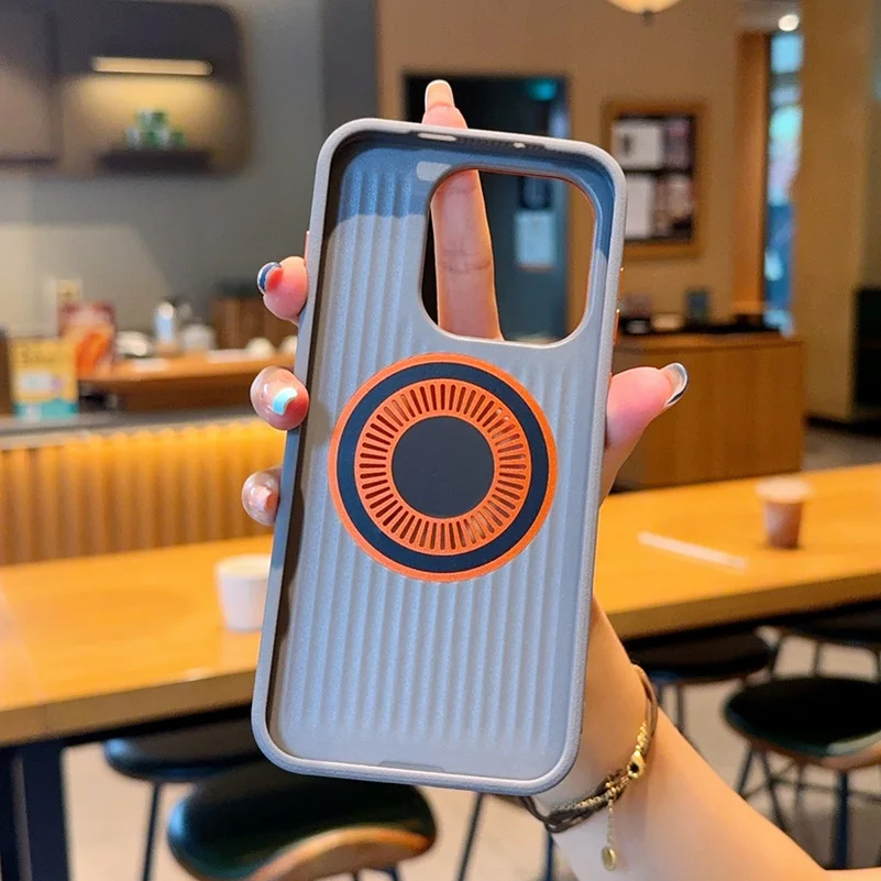 Magnetic Graphene Cooling Case with Elevated Protective Camera Ring
