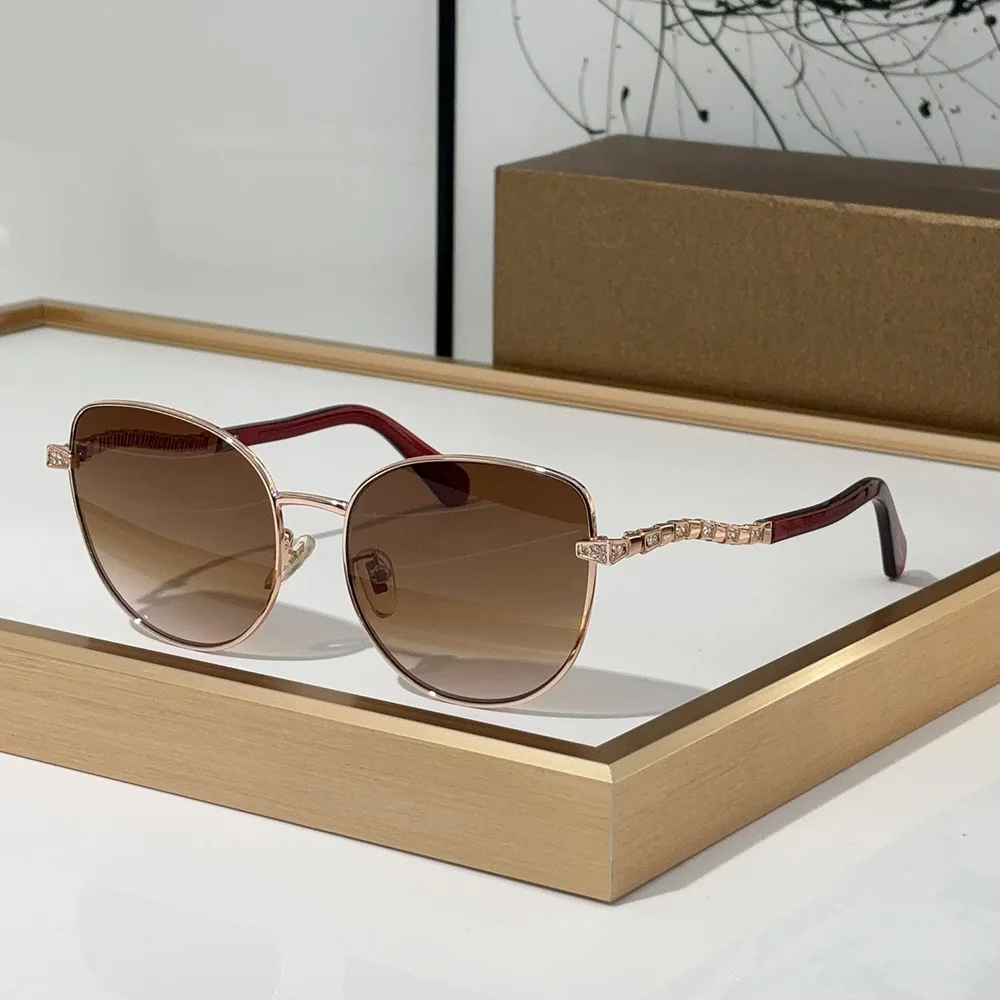 

2024 High Quality Luxury Brand Sunglasses Fashion Women'S Trend Designer Men'S Beach Holiday Alloy Sunglasses
