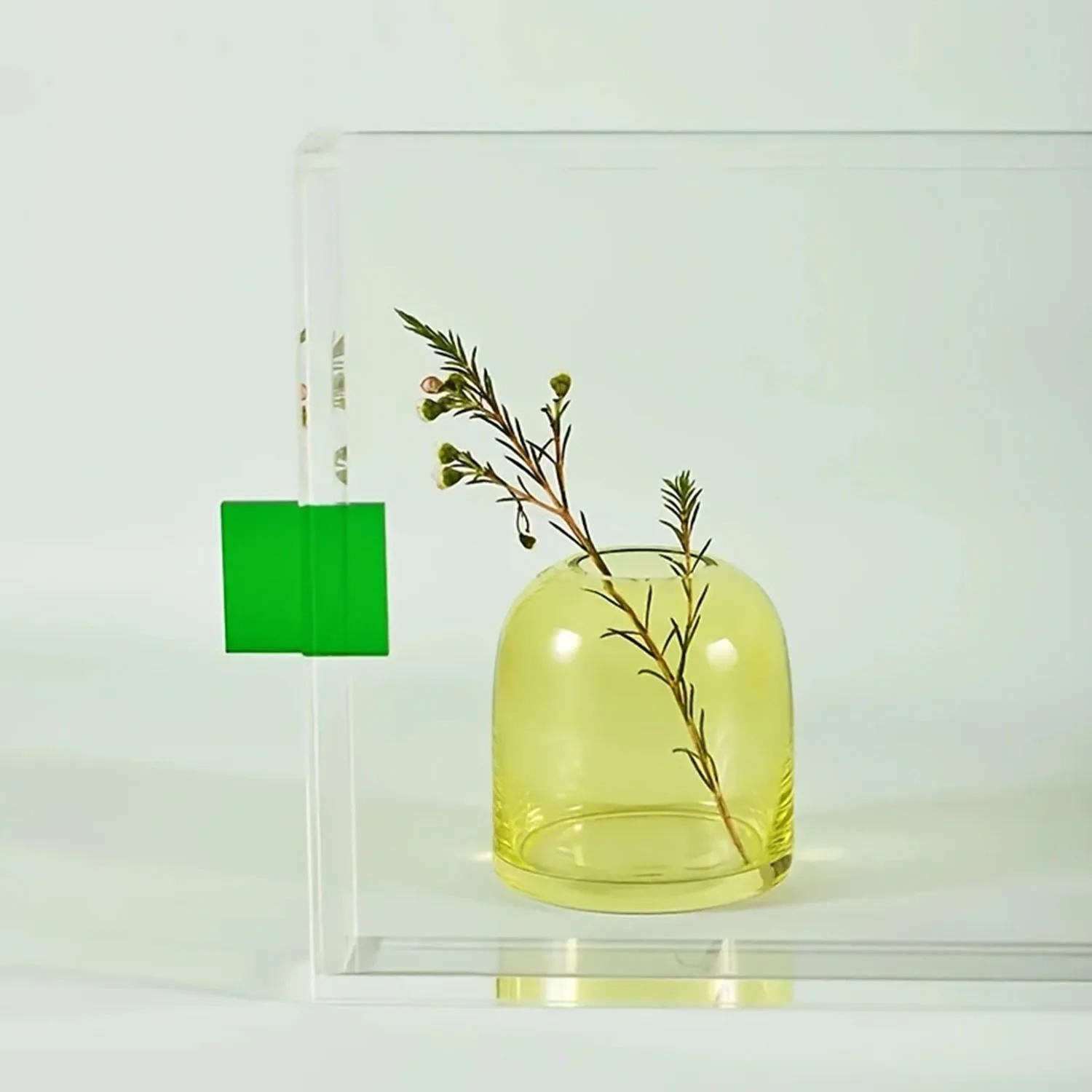 Description Picture 4 of item1-piece acrylic tray, living room transparent tray, cake tray, water cup and tea cup tray, entrance key storage decorative tray