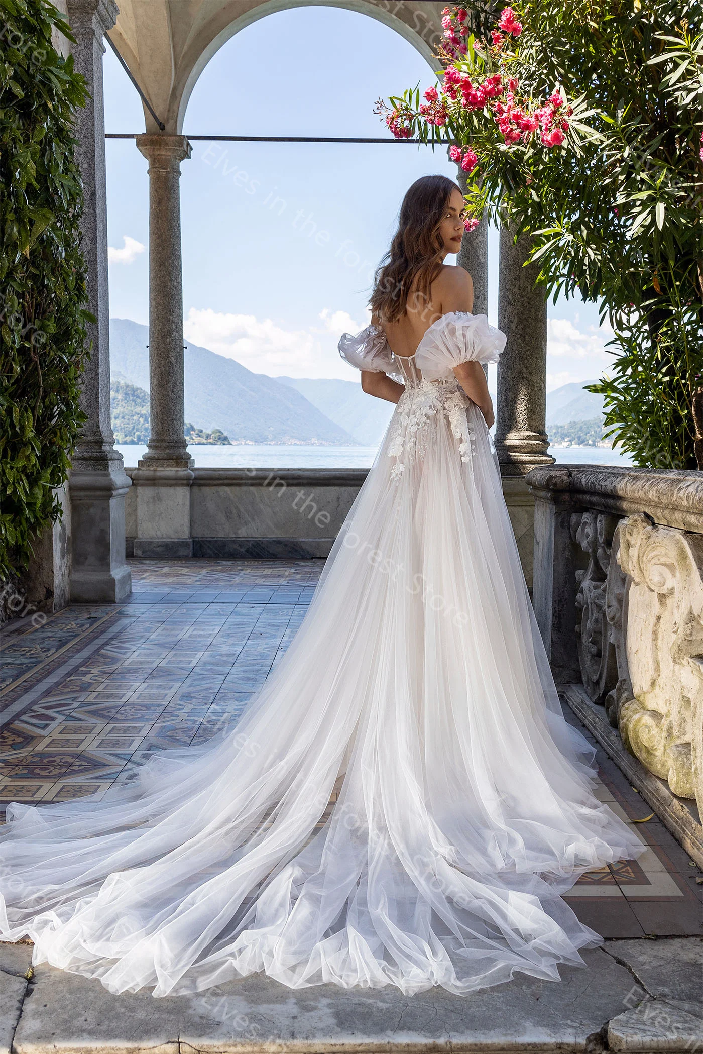 Vintage Beach A Line Women Wedding Dresses Soft Lace Appliqued Bridal Gowns Sexy Backless Sweep Train Female Vestidos De Mariee